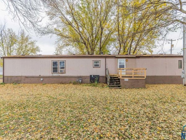 309 S 3rd St., Homer, NE 68030