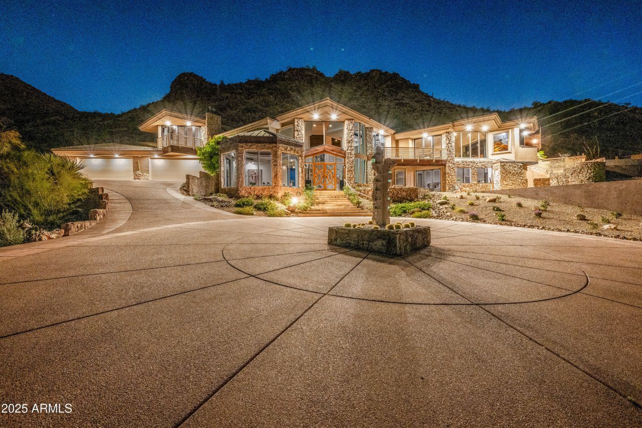 8060 N Mummy Mountain Road, Paradise Valley, AZ 85253 Main Photo