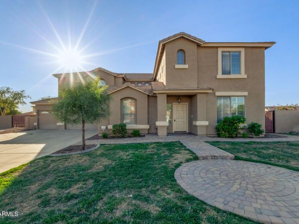 5508 N 83RD Drive, Glendale, AZ 85305