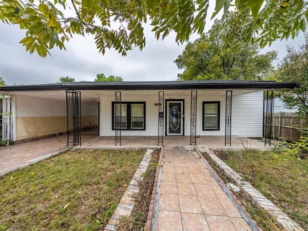 2719 25th Street, Fort Worth, TX 76106