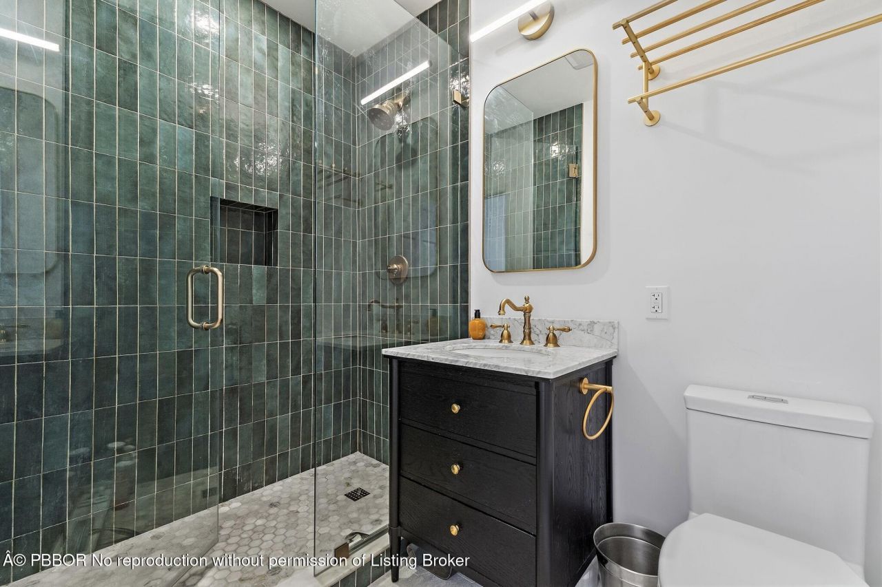 219 33rd Street, West Palm Beach, FL 33407 Photo