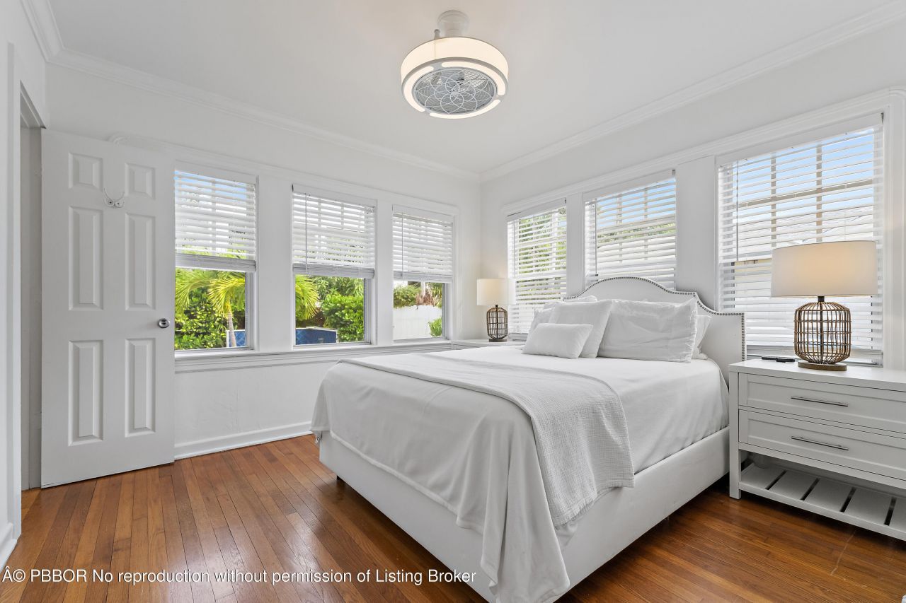 219 33rd Street, West Palm Beach, FL 33407 Photo