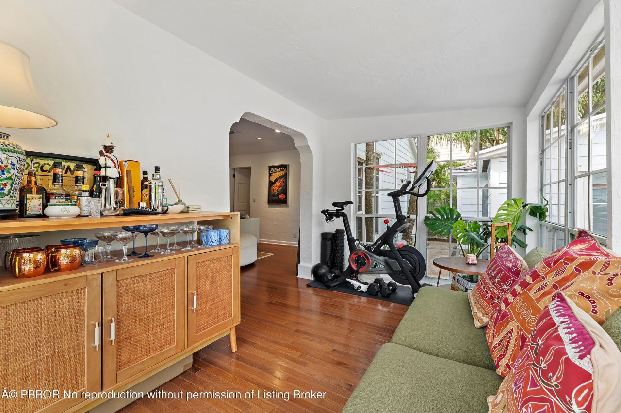 219 33rd Street, West Palm Beach, FL 33407 Photo