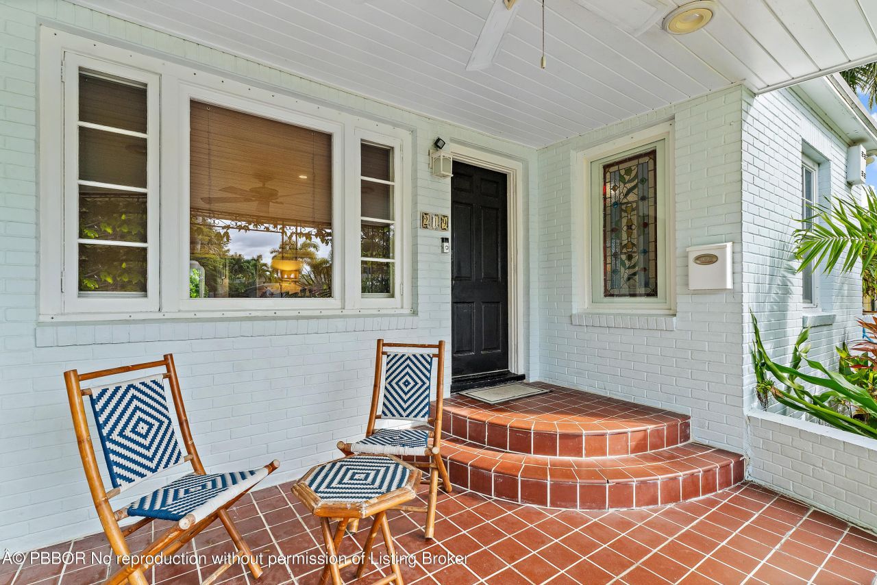 219 33rd Street, West Palm Beach, FL 33407 Photo