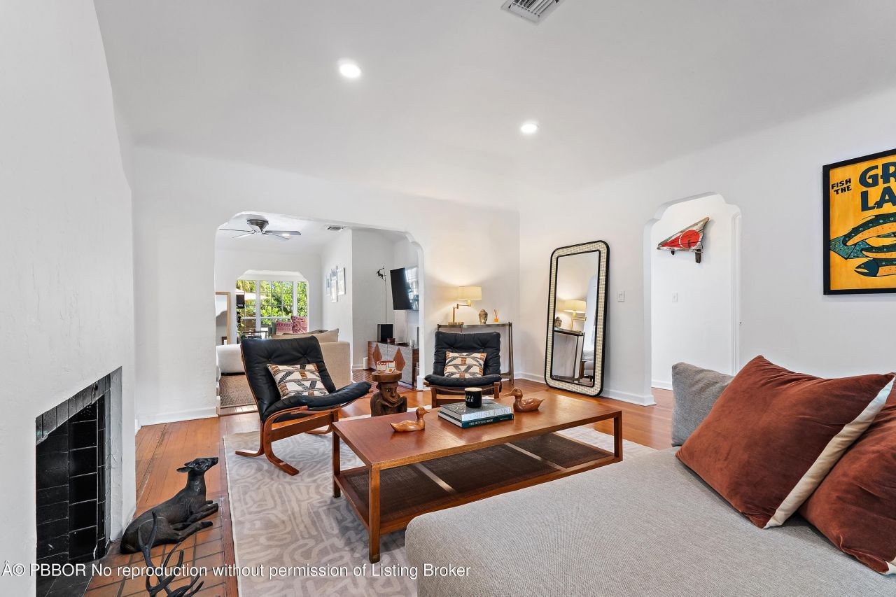 219 33rd Street, West Palm Beach, FL 33407 Photo