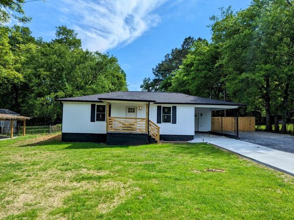 715 James Street, Rossville, GA 30741