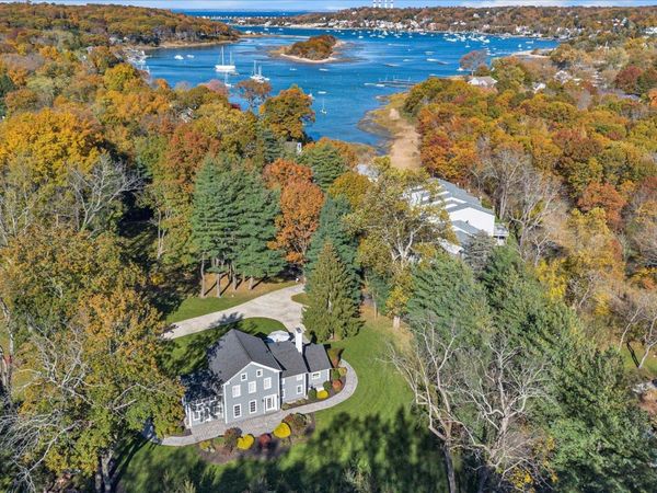 22 Fort Salonga Road, Centerport, NY 11721