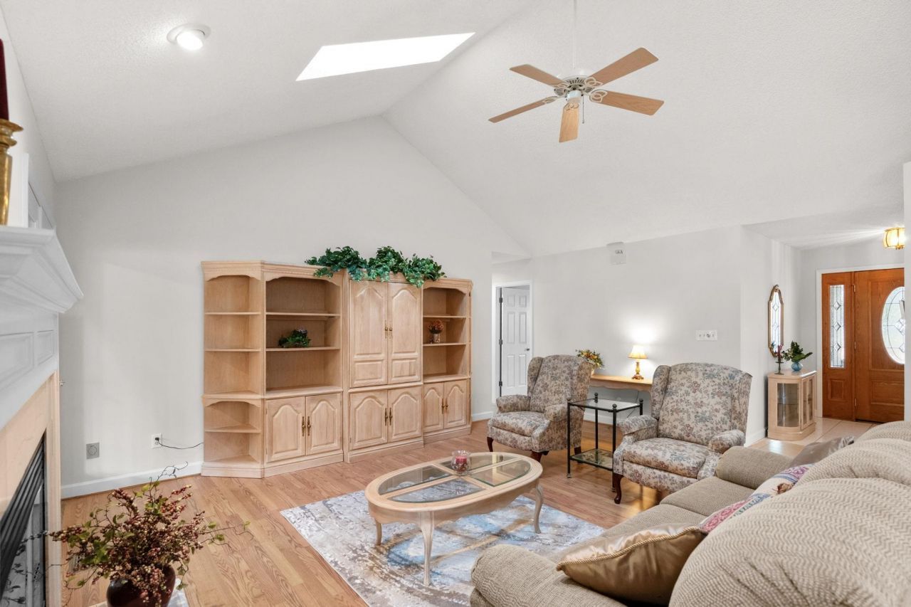 1239 Links Rd. Photo 11