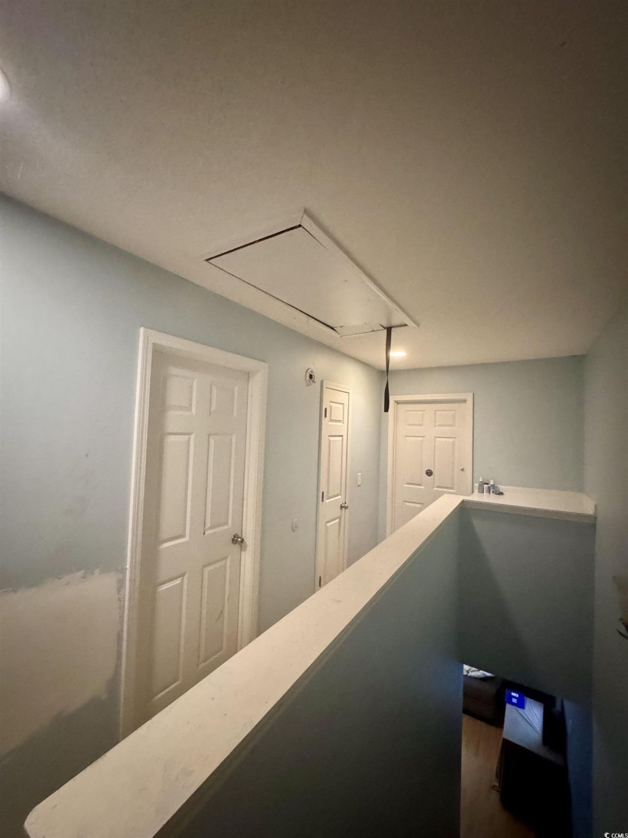 1207 Pinegrove Dr. Photo 8