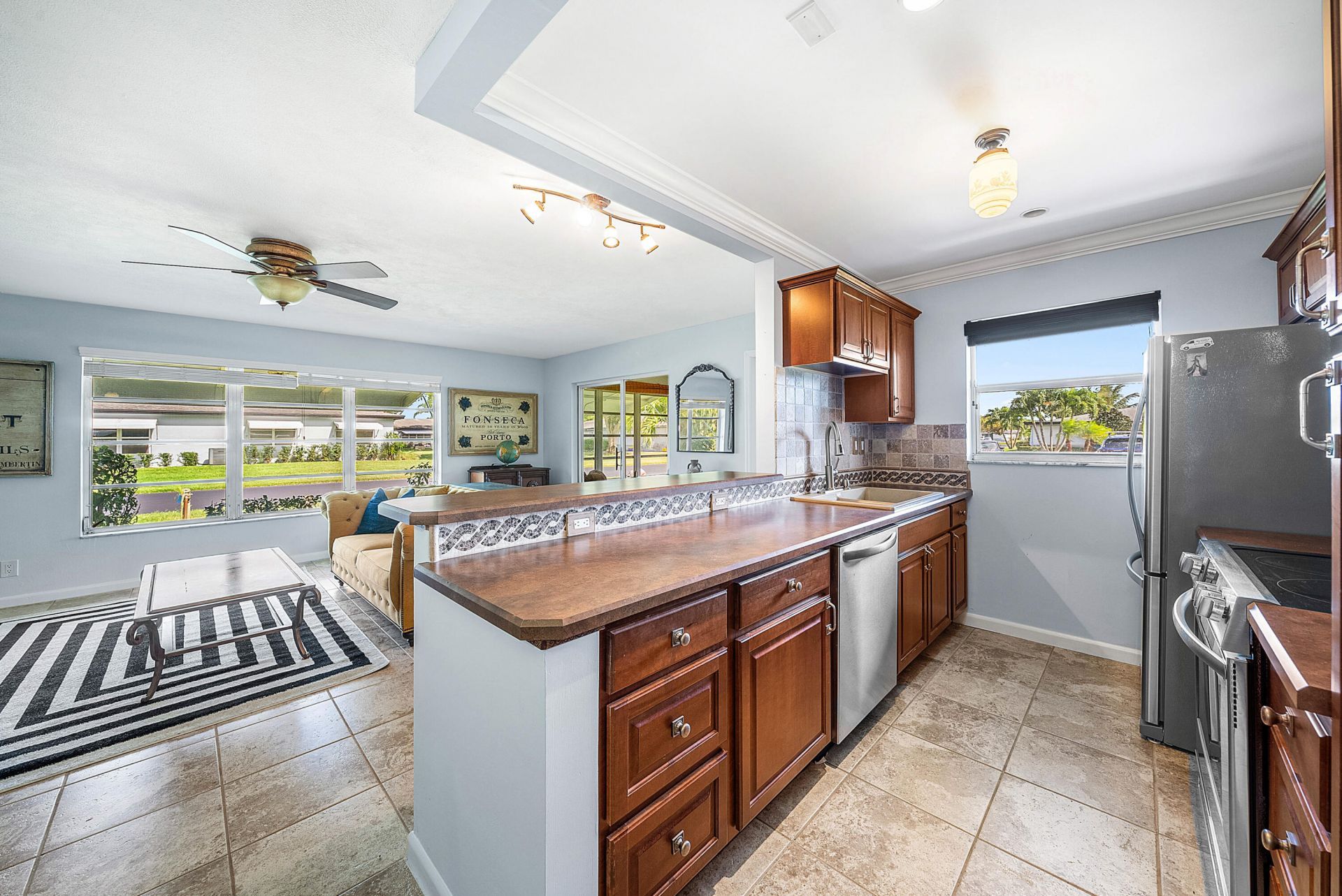 510 High Point Drive, Unit D, Delray Beach, FL 33445 Photo