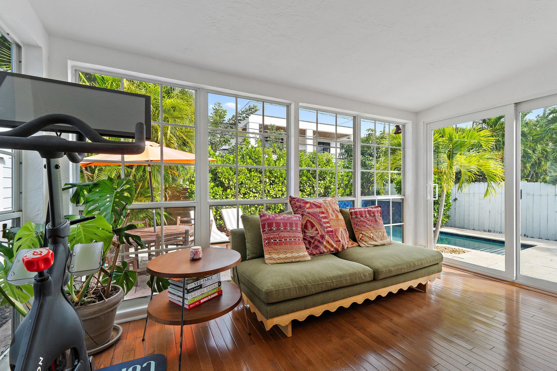 219 33rd Street, West Palm Beach, FL 33407 Photo