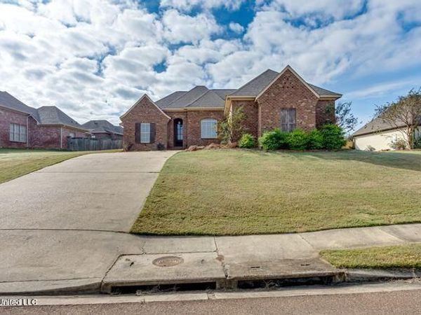 109 Camden Shores, Madison, MS 39110