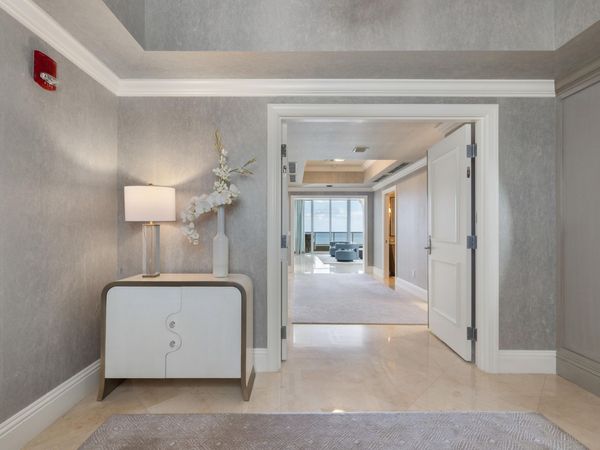 5050 N Ocean Dr Drive, Unit 1502, Singer Island, FL 33404