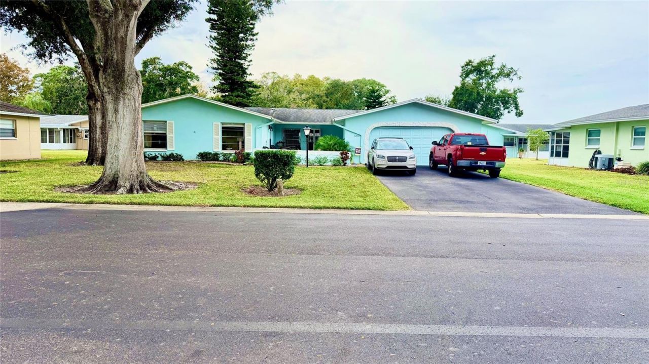 12013 Boynton Lane, New Port Richey, FL 34654 Main Photo