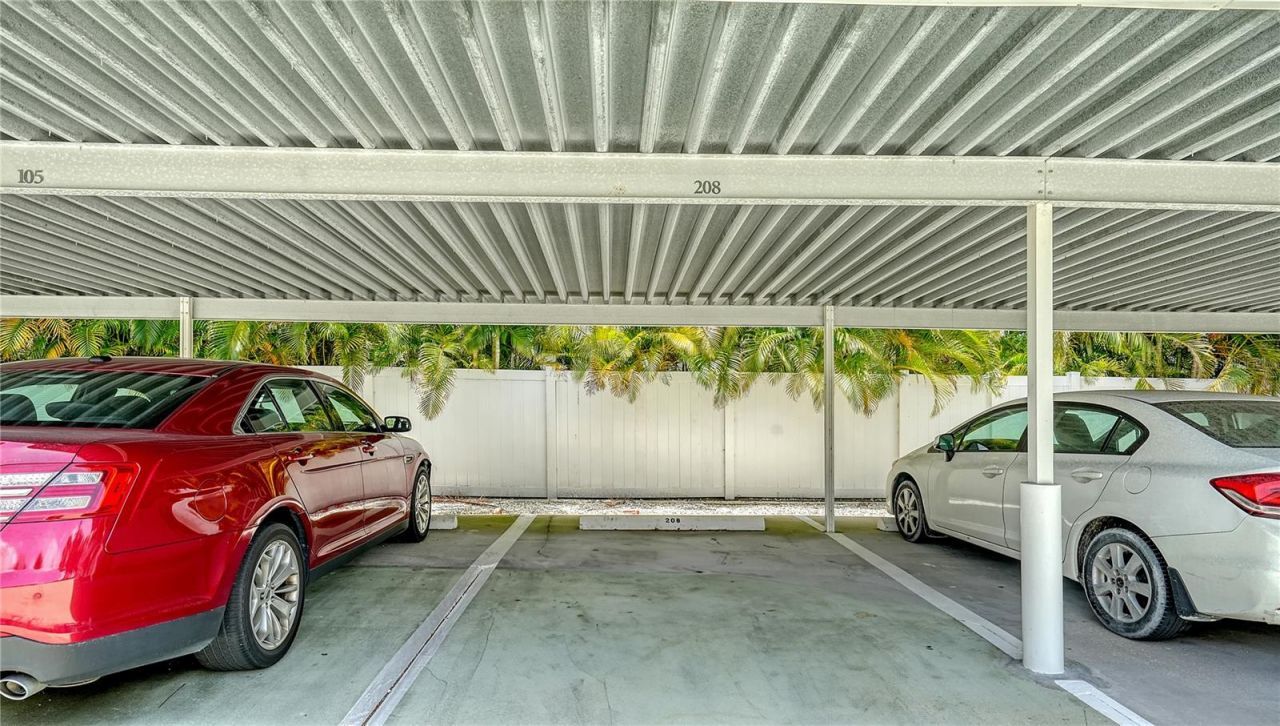 631 N Orange Avenue, Unit 208, Sarasota, FL 34236 Photo