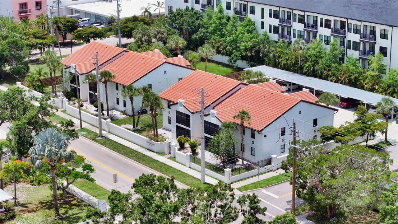 631 N Orange Avenue, Unit 208, Sarasota, FL 34236 Photo