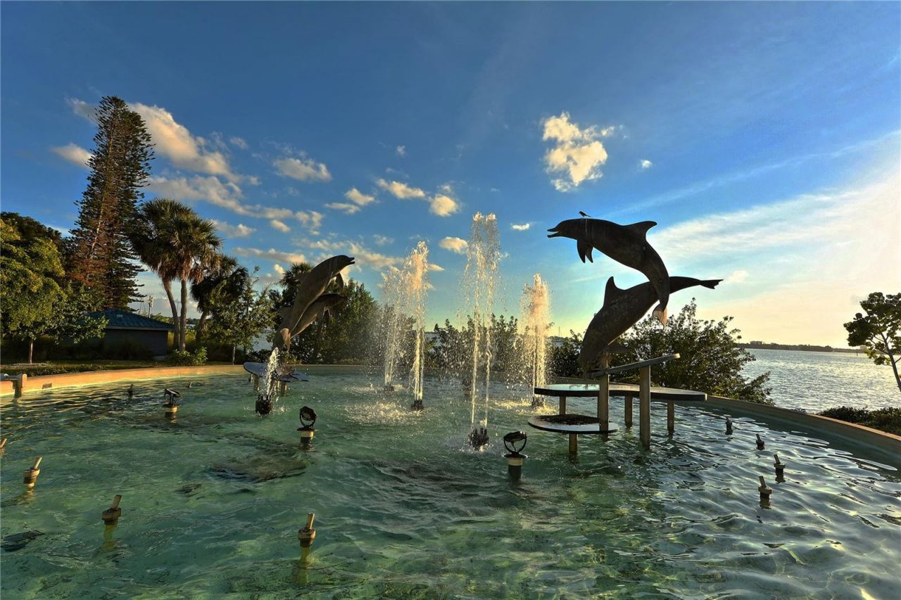 631 N Orange Avenue, Unit 208, Sarasota, FL 34236 Photo