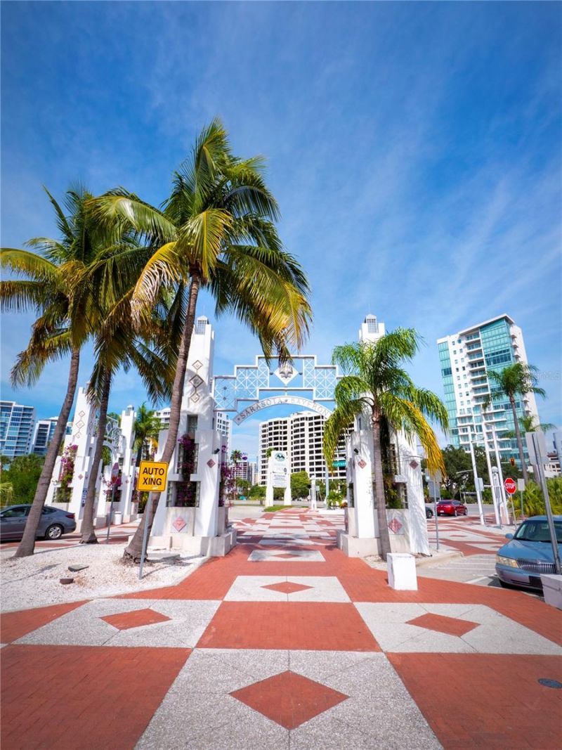 631 N Orange Avenue, Unit 208, Sarasota, FL 34236 Photo