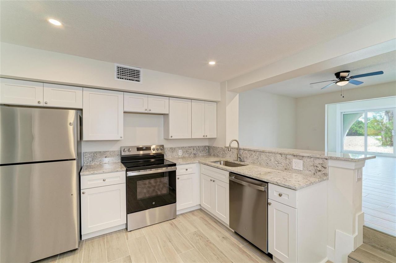 101 73rd Street, Unit 3, Holmes Beach, FL 34217 Photo