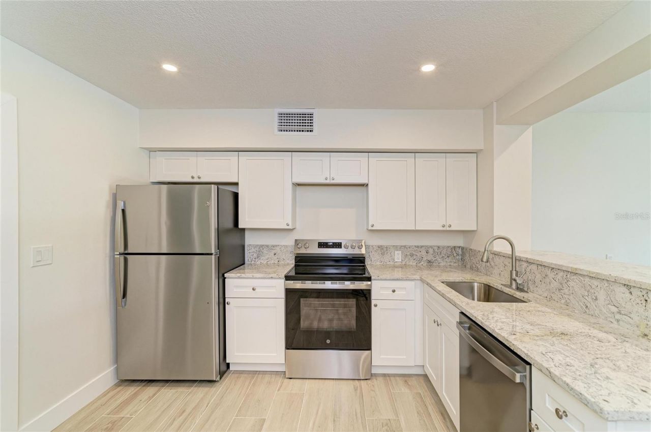 101 73rd Street, Unit 3, Holmes Beach, FL 34217 Photo