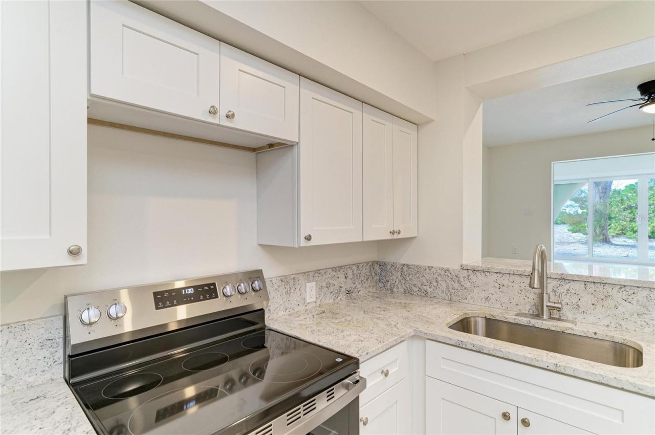 101 73rd Street, Unit 3, Holmes Beach, FL 34217 Photo