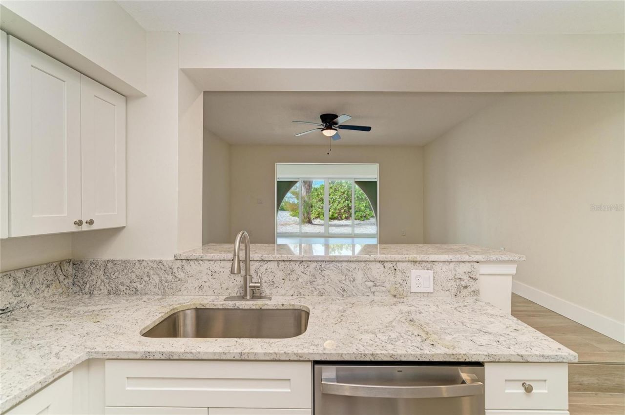 101 73rd Street, Unit 3, Holmes Beach, FL 34217 Photo