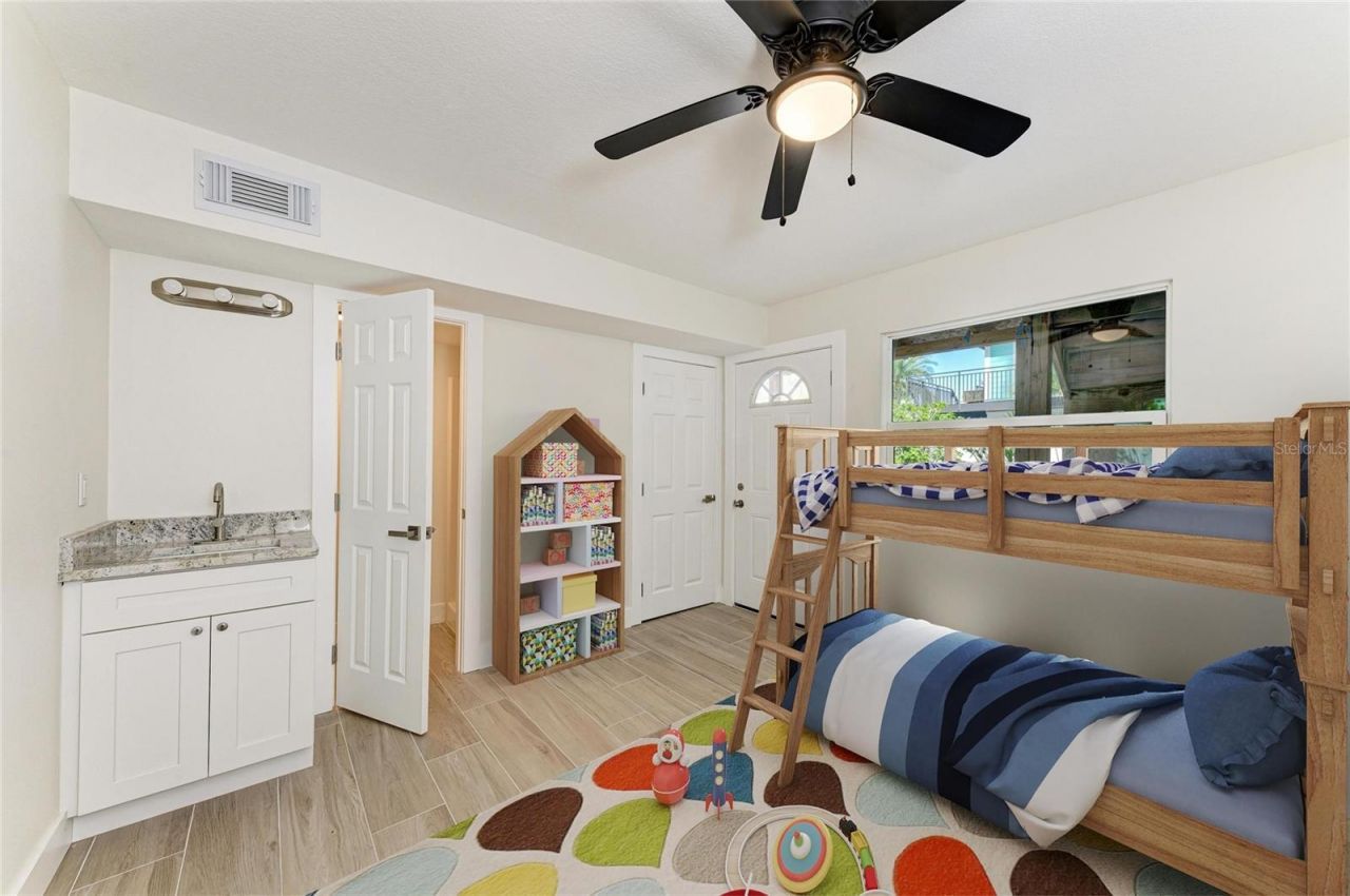 101 73rd Street, Unit 2, Holmes Beach, FL 34217 Photo