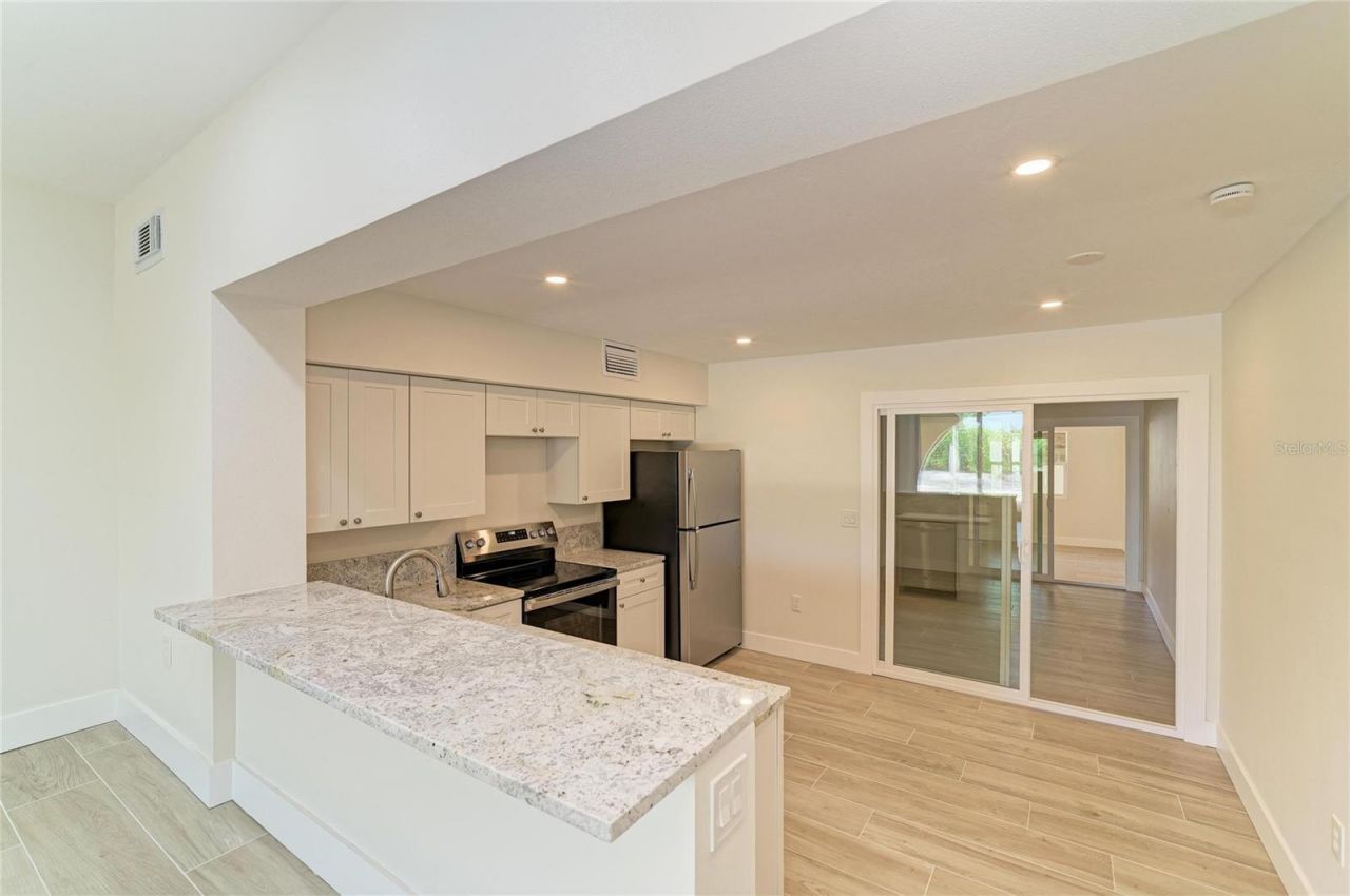 101 73rd Street, Unit 2, Holmes Beach, FL 34217 Photo