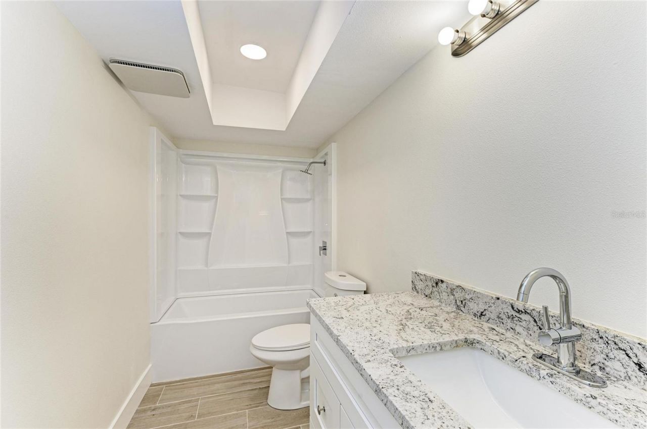 101 73rd Street, Unit 2, Holmes Beach, FL 34217 Photo