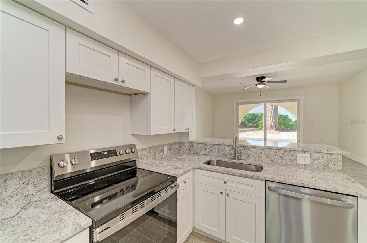 101 73rd Street, Unit 1, Holmes Beach, FL 34217 Photo