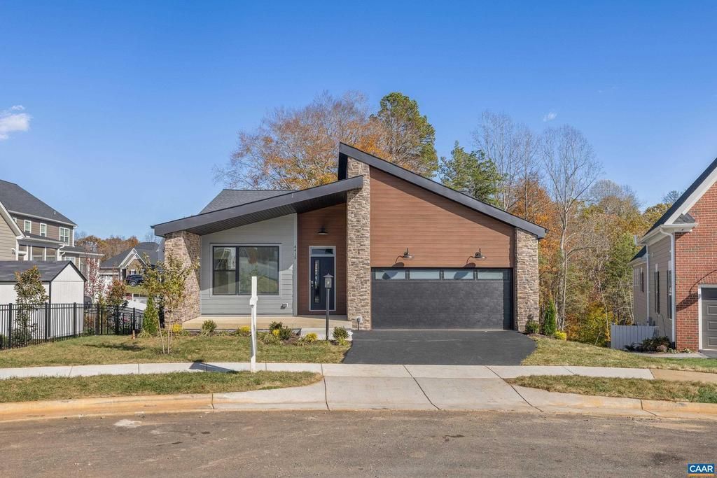 4413 Headland Ct, Charlottesville, VA 22911 Main Photo