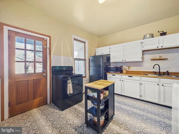 725 S POTOMAC STREET, HAGERSTOWN, MD 21740