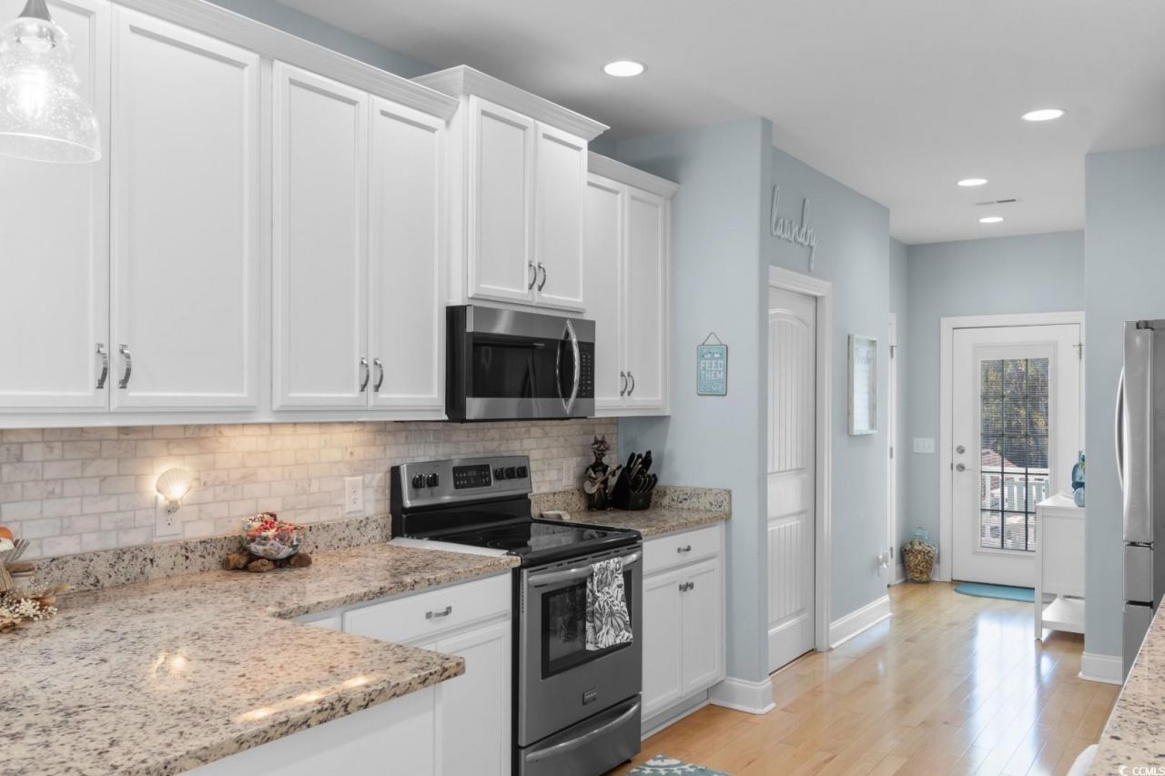 1957 24th Ave. N Photo 16