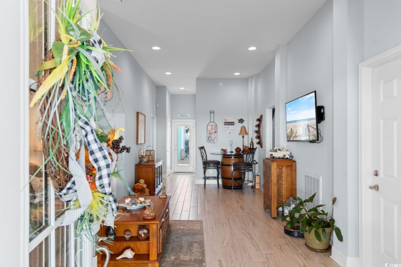 1957 24th Ave. N Photo 8