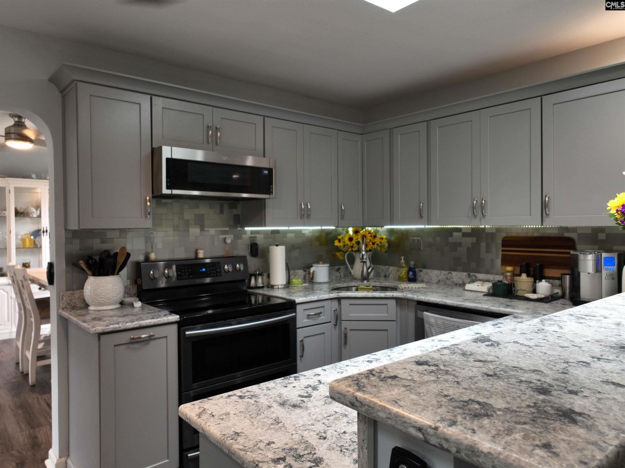 1459 Bombing Range Road Photo 15