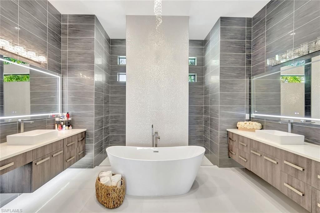 1110 Lenox Ct, Cape Coral, FL 33904 Photo