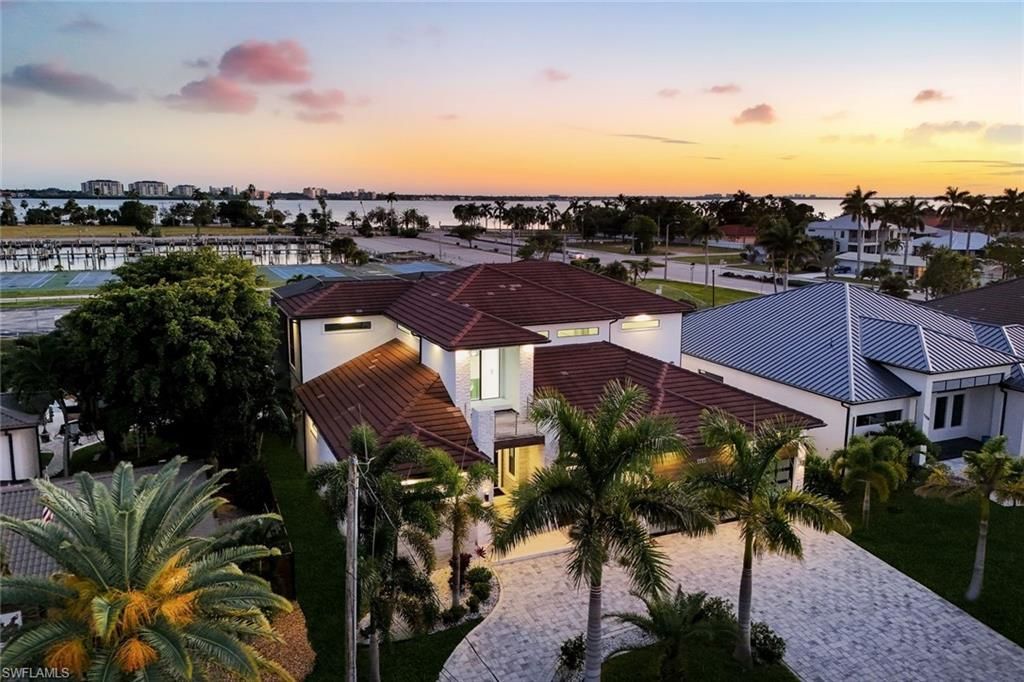 1110 Lenox Ct, Cape Coral, FL 33904 Photo