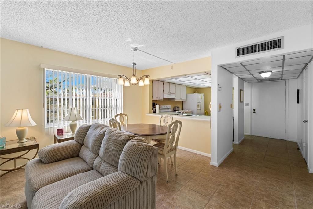 1087 Forest Lakes Dr, Unit 1-309, Naples, FL 34105 Photo