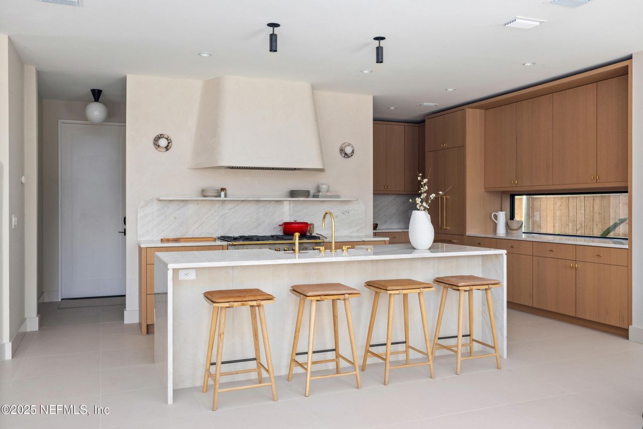 1475 Ocean Boulevard, Atlantic Beach, FL 32233 Photo