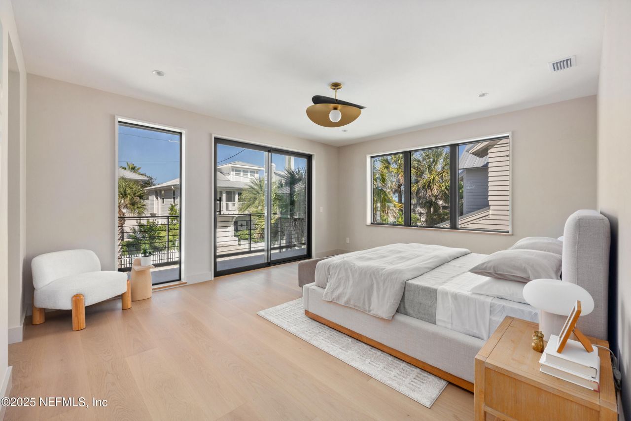 1475 Ocean Boulevard, Atlantic Beach, FL 32233 Photo