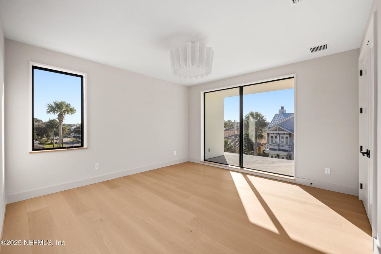 1475 Ocean Boulevard, Atlantic Beach, FL 32233 Photo