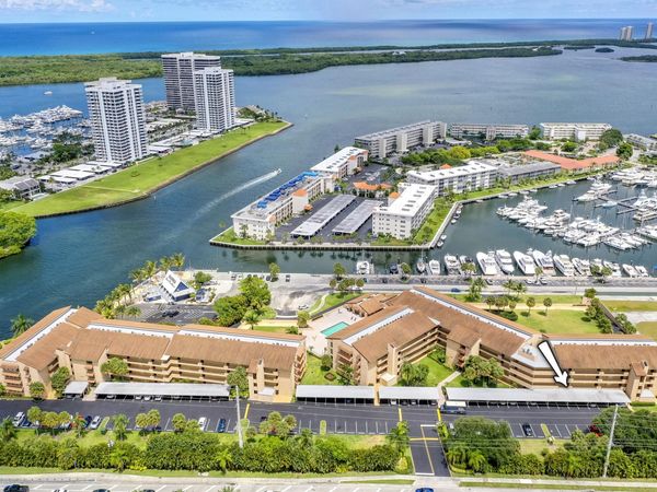 1030 Us Highway 1, Unit 103, North Palm Beach, FL 33408