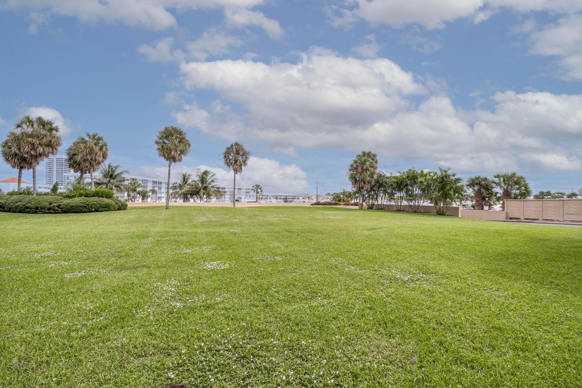 1030 Us Highway 1, Unit 103, North Palm Beach, FL 33408 Photo