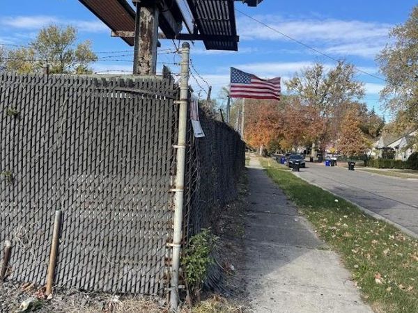 22512 W Warren Avenue, Redford, MI 48239