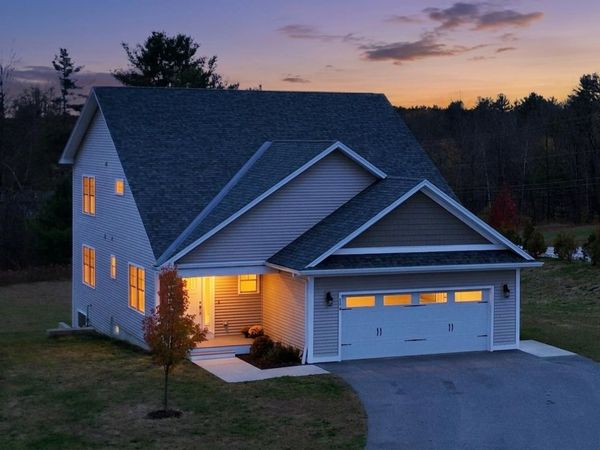 154 Chase Court, Essex, VT 05452