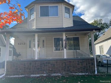 4212 Huron Street, Dearborn Heights, MI 48125