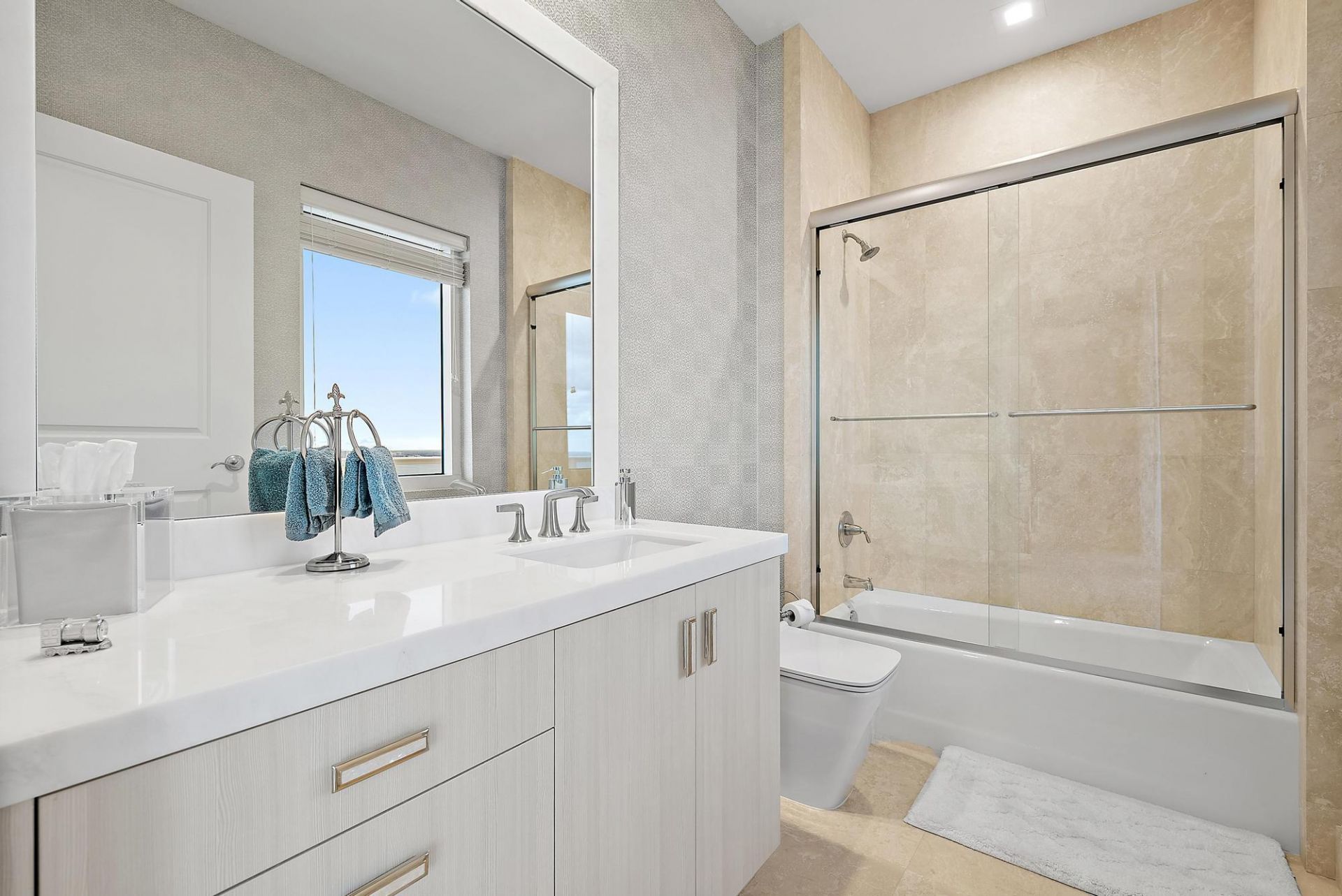 2700 N Ocean Drive, Unit Ph-1b, Singer Island, FL 33404 Photo