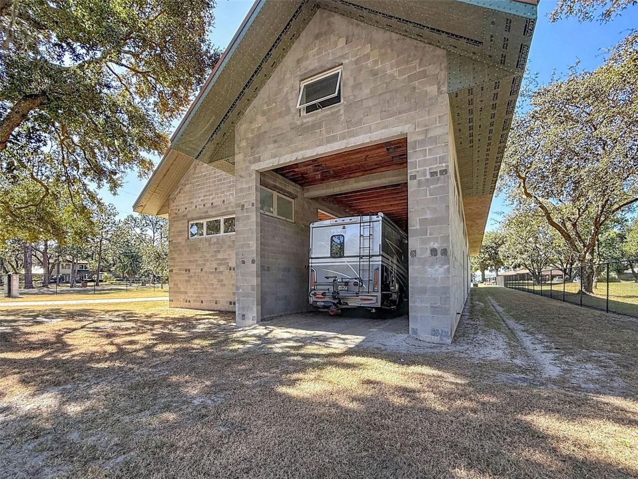 12408 Kelso Road, Thonotosassa, FL 33592 Photo