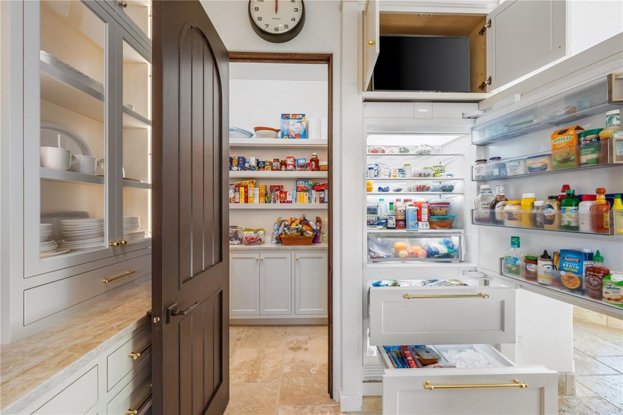 1023 Tocobaga Lane, Sarasota, FL 34236 Photo