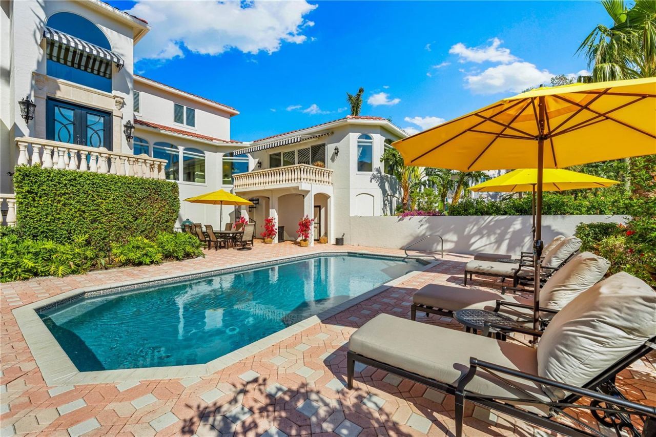 1023 Tocobaga Lane, Sarasota, FL 34236 Photo